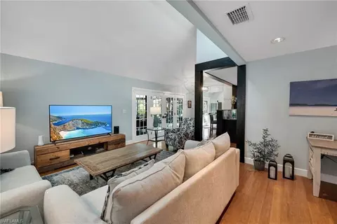 1269 Solana Rd #E-3, Naples, FL 34103 photo 4