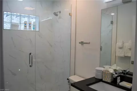 Bath - 92 Madison Dr, Naples, FL 34110 photo 5 of 5