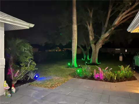 Exterior - 92 Madison Dr, Naples, FL 34110 photo 5 of 6