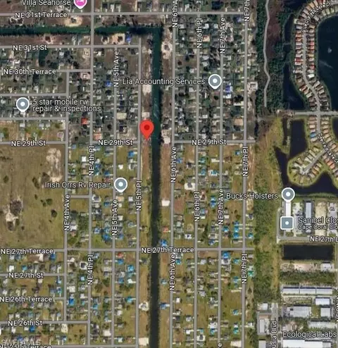 2835 NE 5th Pl, Cape Coral, FL 33909