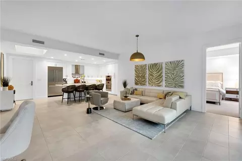 1115 Central Ave #247, Naples, FL 34102