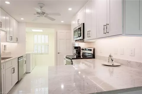 4155 Crayton Rd #109, Naples, FL 34103