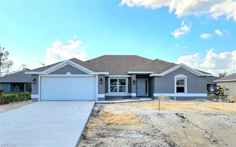 1917 Lemona Ave, Lehigh Acres, FL 33972