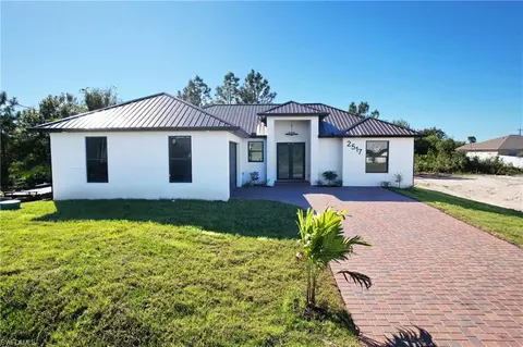 2517 11th St SW, Lehigh Acres, FL 33976