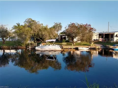 1792 Riverside Dr, Moore Haven, FL 33471 photo 4