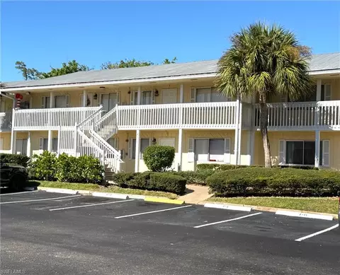 4603 Bayshore Dr #F9, Naples, FL 34112