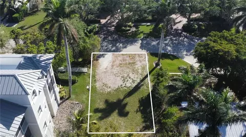 855 9th Ave S, Naples, FL 34102 photo 5