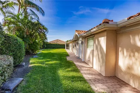4113 Tabago Ln, Naples, FL 34119 photo 6