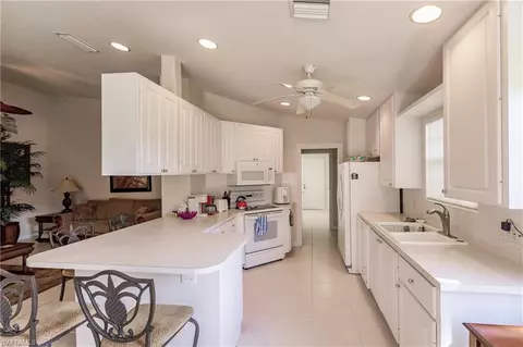 4113 Tabago Ln, Naples, FL 34119 photo 14
