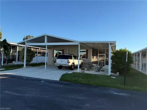 38 Amethyst Ave #38-A, Naples, FL 34114