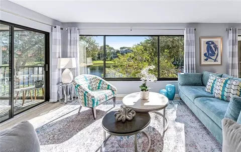5964 Pelican Bay Blvd #424, Naples, FL 34108