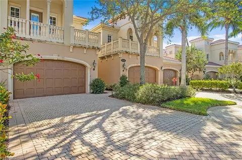 9284 Menaggio Ct #4-201, Naples, FL 34114