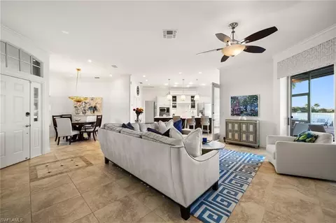 6752 Compton Ln N, Naples, FL 34104 photo 9