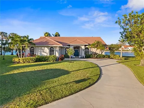 6752 Compton Ln N, Naples, FL 34104 photo 21