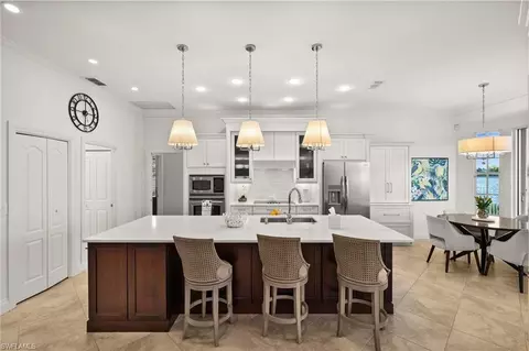 6752 Compton Ln N, Naples, FL 34104 photo 6
