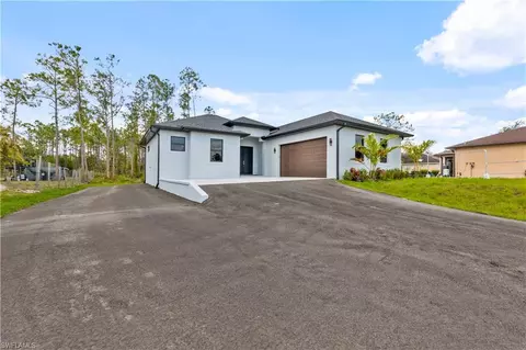 4165 43rd Ave NE, Naples, FL 34120