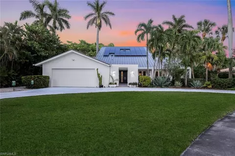 1625 Menlo Rd, Fort Myers, FL 33901