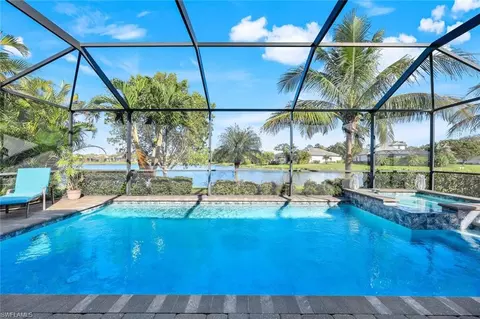 1862 Mustique St, Naples, FL 34120