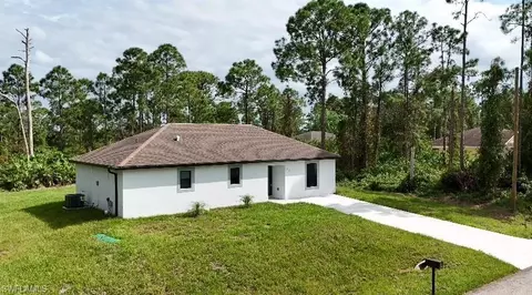 625 Flamingo Ave, Lehigh Acres, FL 33974