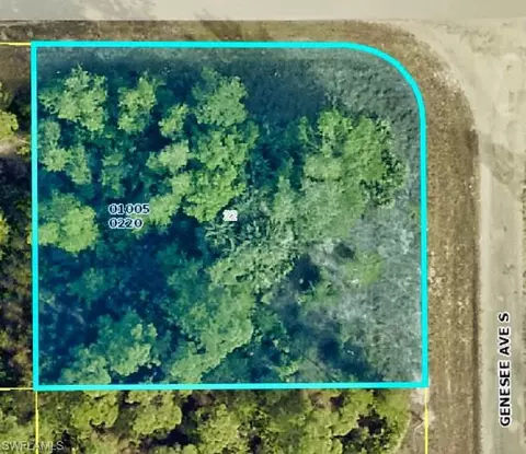 510 Genesee Ave S, Lehigh Acres, FL 33974