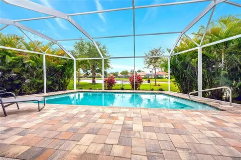 14528 Manchester Dr, Naples, FL 34114