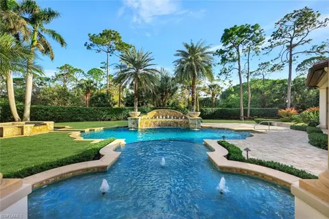 2804 Silverleaf Ln, Naples, FL 34105 photo 11