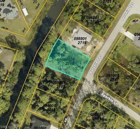 Petunia Ter, North Port, FL 34286