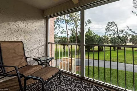 400 Forest Lakes Blvd #207, Naples, FL 34105