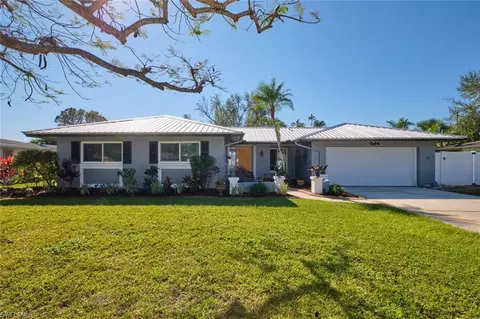 1020 El Rio Ave, Fort Myers, FL 33919