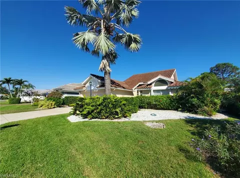 760 Provincetown Dr, Naples, FL 34104