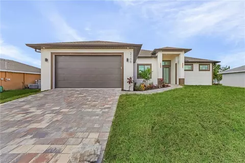 2108 NE 5th Pl, Cape Coral, FL 33909