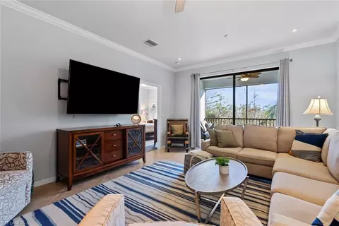 9715 Acqua Ct #144, Naples, FL 34113