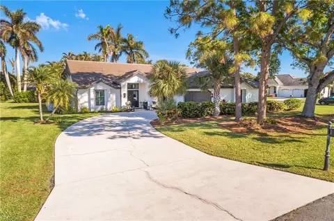 28875 Winthrop Cir, Bonita Springs, FL 34134