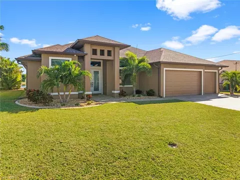 520 SE 16th Ter, Cape Coral, FL 33990