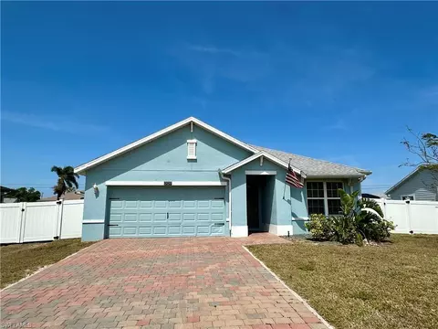 209 SE 4th Ter, Cape Coral, FL 33990