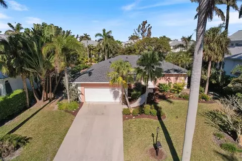 535 14th Ave S, Naples, FL 34102 photo 8