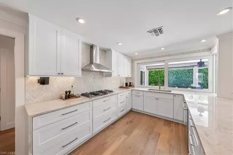 Kitchen - 3750 Crayton Rd, Naples, FL 34103 photo 3 of 4