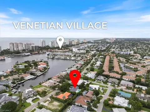 View/Area - 3750 Crayton Rd, Naples, FL 34103 photo 1 of 4