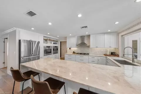Kitchen - 3750 Crayton Rd, Naples, FL 34103 photo 4 of 4