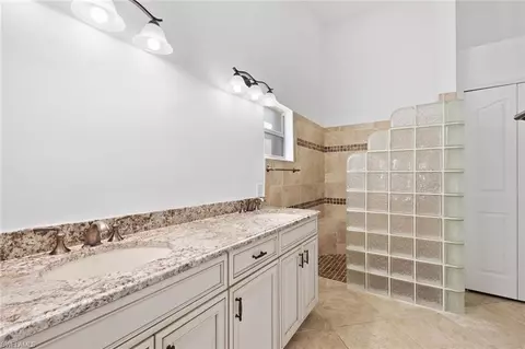 Bath - 8526 Mustang Dr, Naples, FL 34113 photo 2 of 3