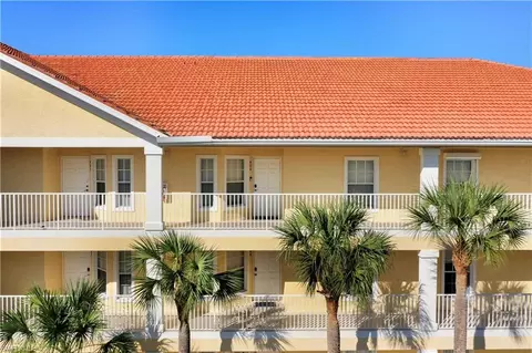 9175 Celeste Dr #2-406, Naples, FL 34113
