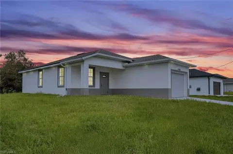 4206 13th St SW, Lehigh Acres, FL 33976