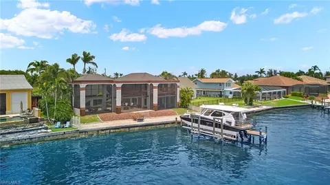 2246 SE 28th St, Cape Coral, FL 33904