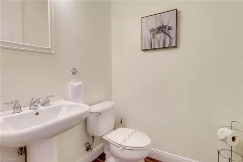 Bath - 555 93rd Ave N, Naples, FL 34108 photo 5 of 5