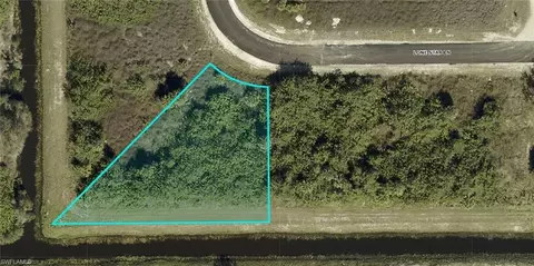536 Lone Star Ln, Lehigh Acres, FL 33974