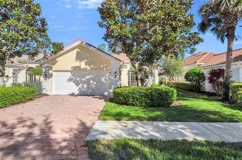 5029 Jarvis Ln, Naples, FL 34119
