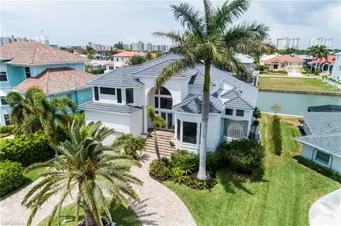 287 Egret Ave, Naples, FL 34108