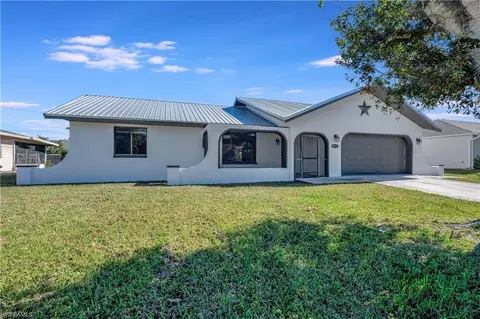 4413 SW 7th Ave, Cape Coral, FL 33914