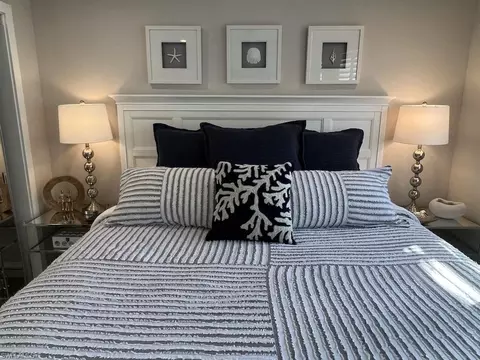 Bedroom - 2270 Harbor Rd, Naples, FL 34104 photo 1 of 5
