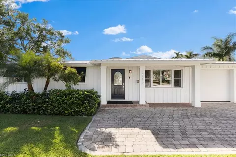 Exterior - 2270 Harbor Rd, Naples, FL 34104 photo 6 of 7